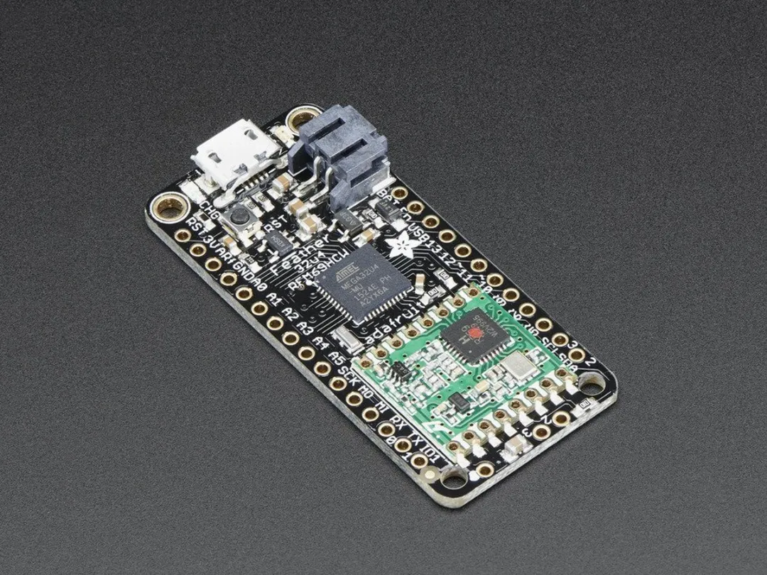 Adafruit Feather 32u4 RFM69HCW 433MHz