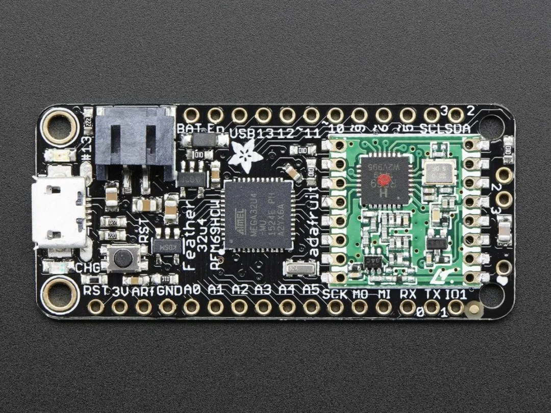 Adafruit Feather 32u4 RFM69HCW 433MHz - 3077
