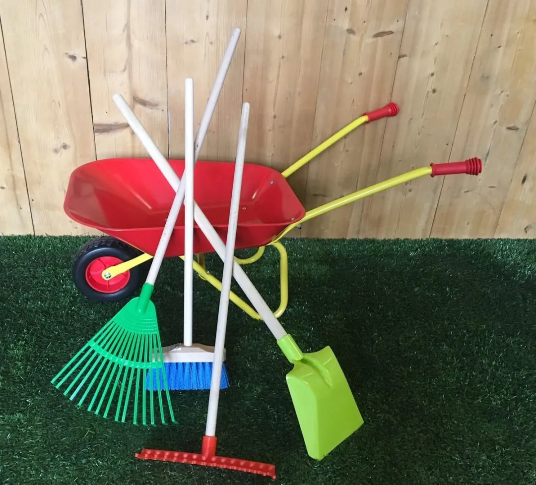 Kindertuingereedschapset met kruiwagen van metaal - Rood (5 dlg.)