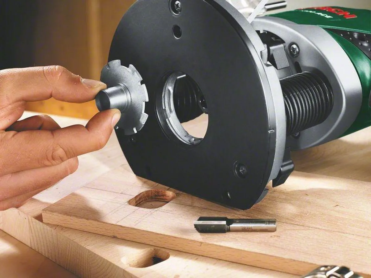 Bosch POF 1400 ACE Bovenfrees 650W - Groen