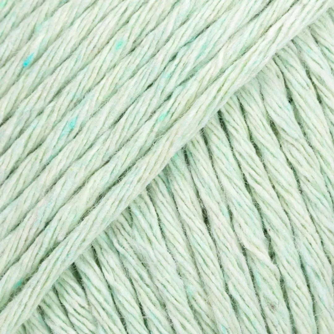 Drops Cotton Light Uni Colour Pistache IJs Garen