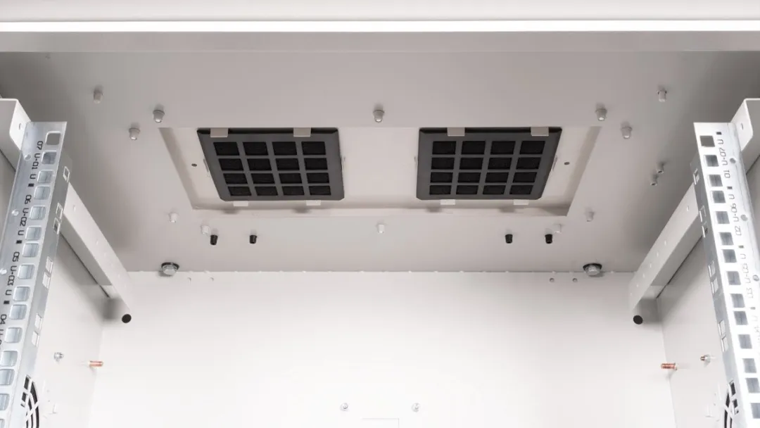 ROLINE 19-inch wandbehuizing Pro 7 U, 600x450 BxT IP55 buiten grau