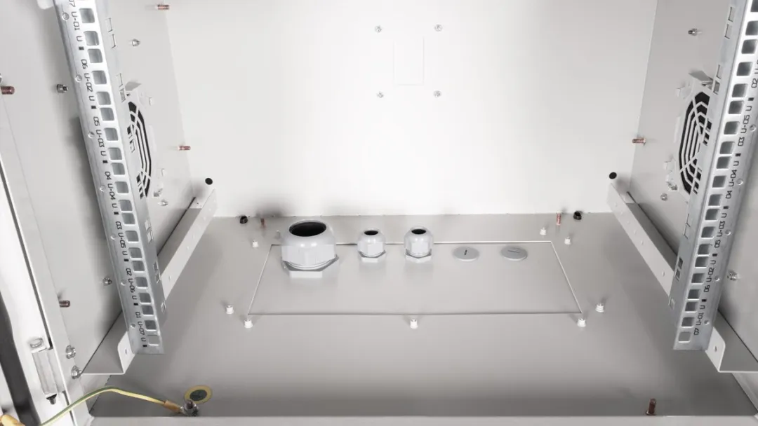 ROLINE 19-inch wandbehuizing Pro 7 U, 600x450 BxT IP55 buiten grau