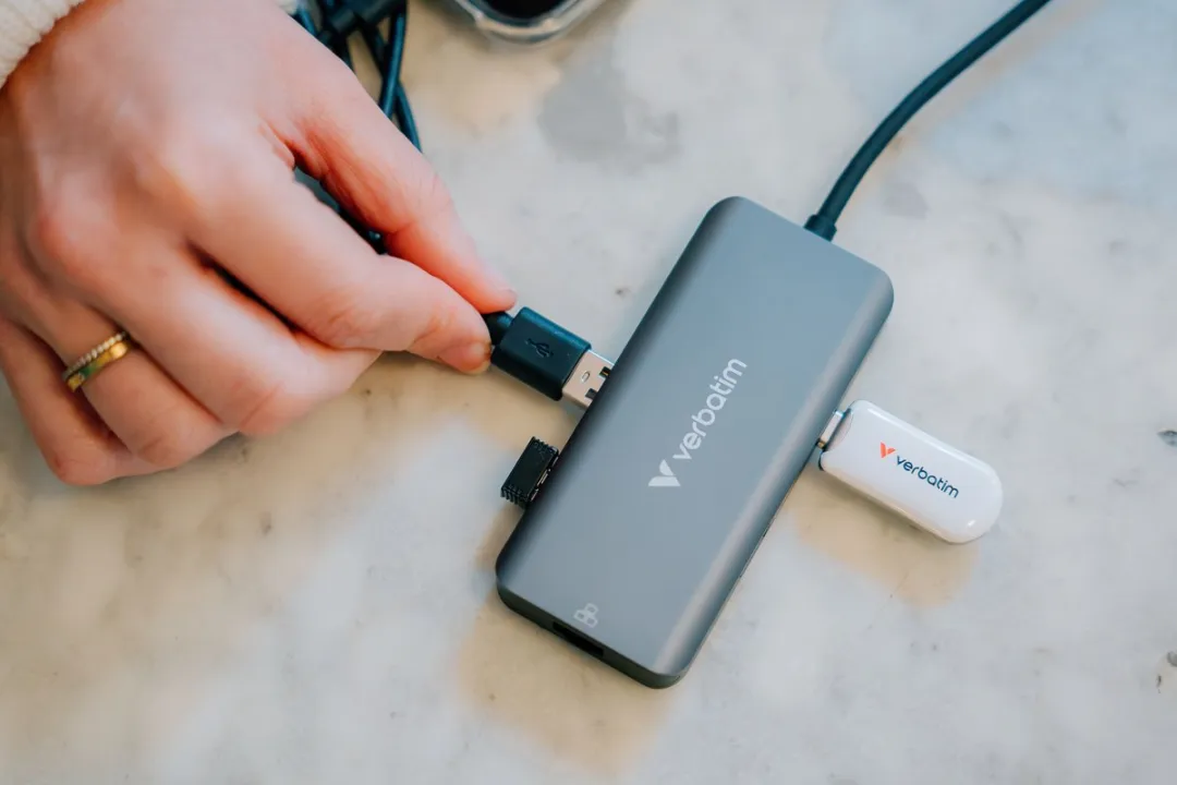 Verbatim 32157 USB-C Hub - 6 Poorten - Grijs - afbeelding 6 van 6