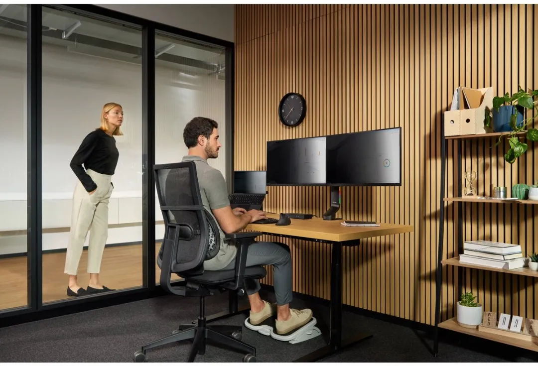 Kensington Pro Fit Ergo KB675 EQ TKL Toetsenbord - Zwart