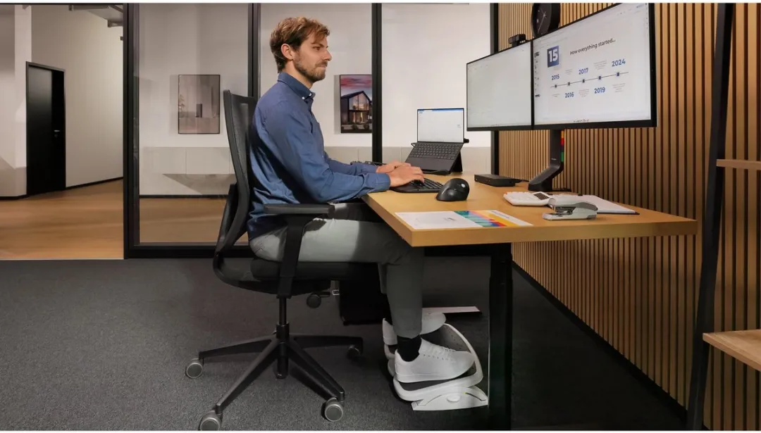 Kensington Pro Fit Ergo KB675 EQ TKL Toetsenbord - Zwart
