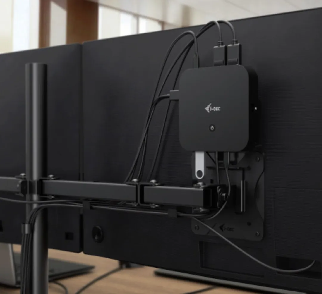 i-Tec - Compact USB-C Docking Station - 2 x Displayport - 5 x USB-A - 1 x USB-C - Ethernet - Audio In/Uit - Kaartlezer - Inclusief 100W oplader - Geschikt voor laptops met Thunderbolt 3/4/5 of USB-C