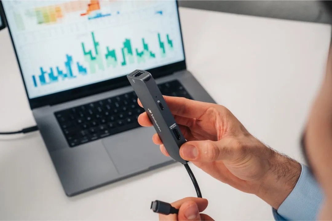 Verbatim CMH-0523942321507 USB-C Hub - Grijs