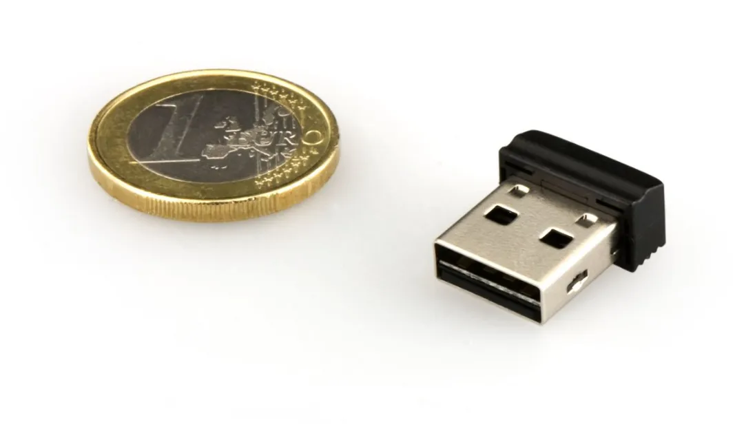 Verbatim Store'n'Stay NANO 16GB - USB-Stick / Zwart