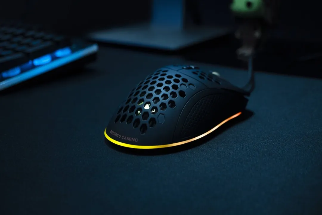Deltaco DM210 Gaming Muis - Bedraad - 6400 DPI - Zwart
