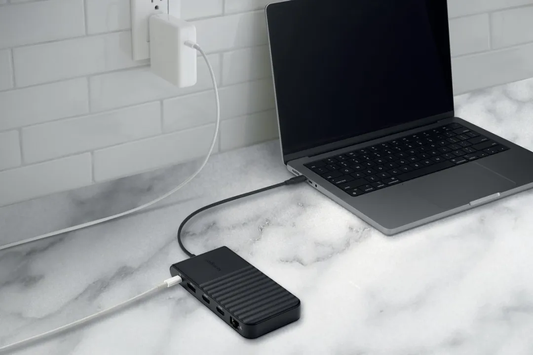 Kensington K34039WW USB-C Dockingstation 85W - 9 Poorten - Zwart