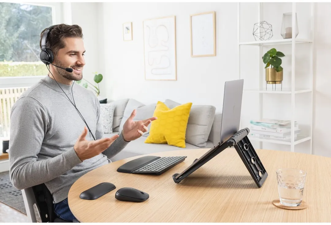 Kensington K52801EU ErgoSoft Polssteun - Zwart
