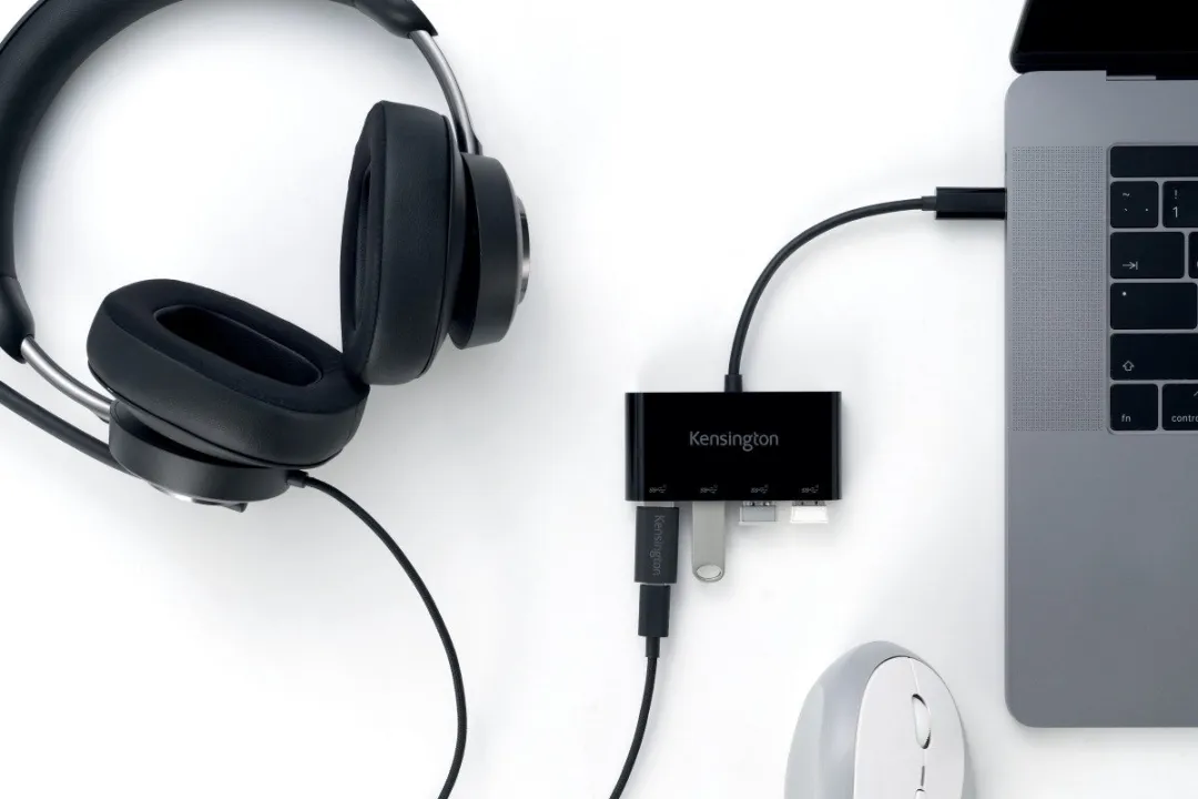 Kensington K33616WW USB-C Hub 4 Poorten - 10Gbps - Zwart - afbeelding 6 van 6