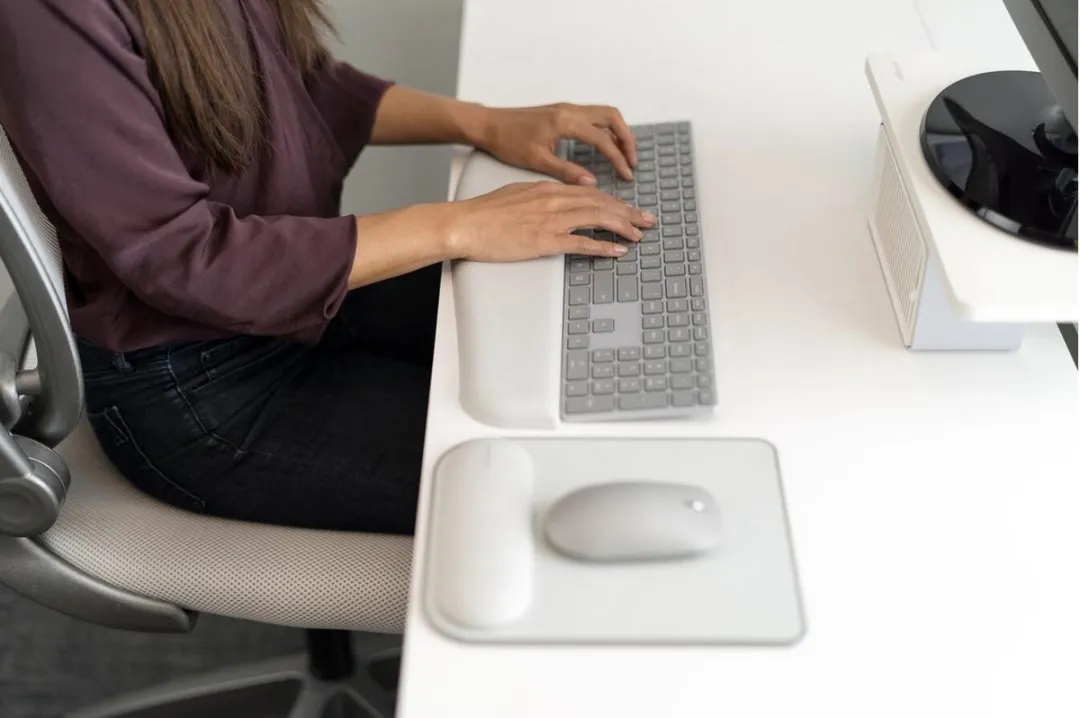 Kensington Ergo WristRest K50437EU Muispad - Grijs