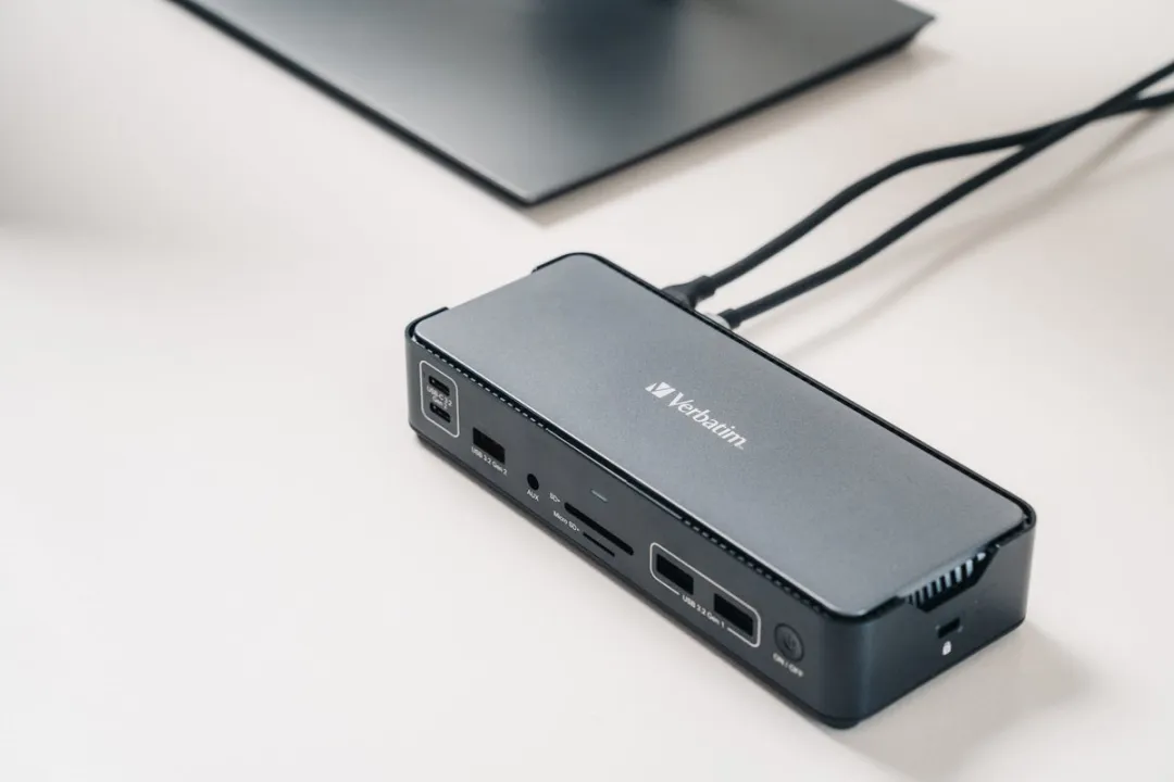 Verbatim CDS-15 USB-C Dockingstation - Grijs/Zwart