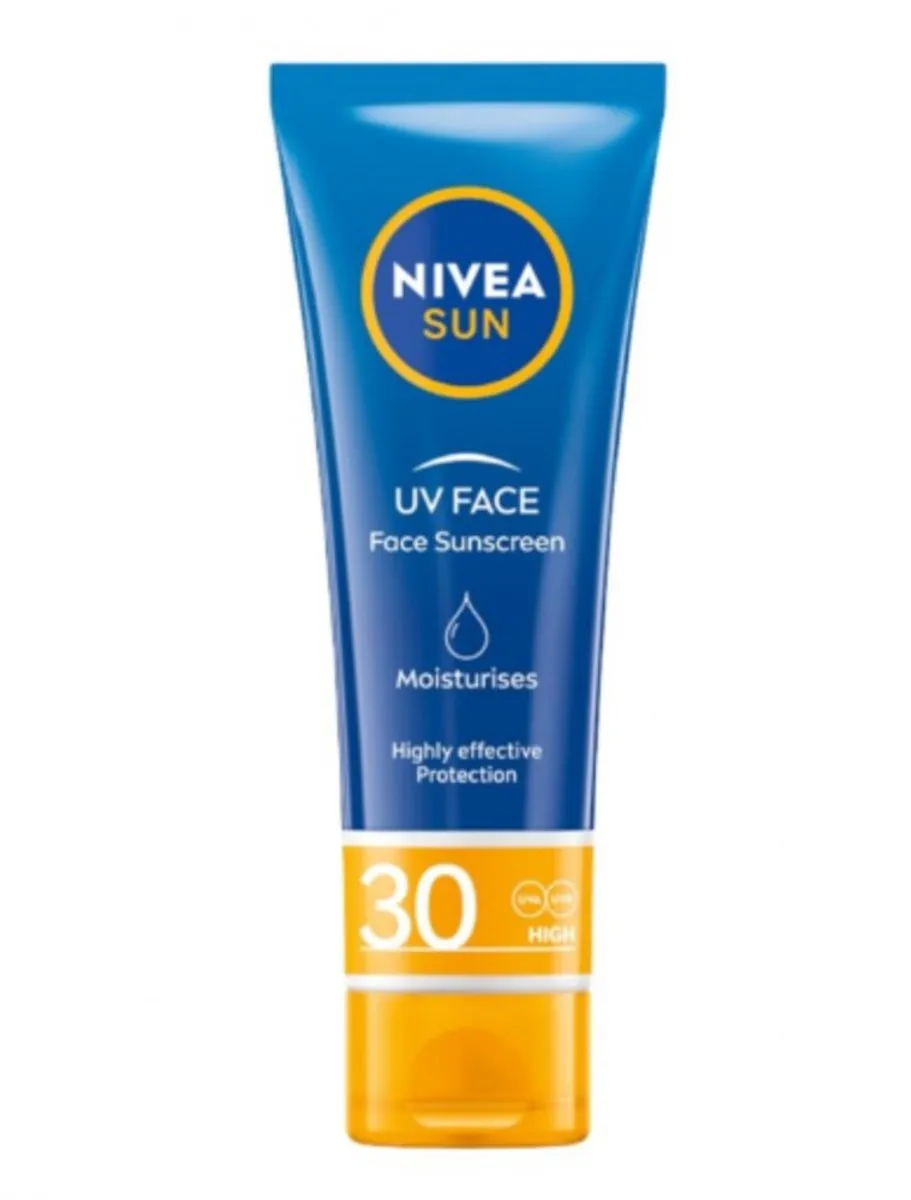 NIVEA Sun Face Moisturising Zonnecrème SPF30