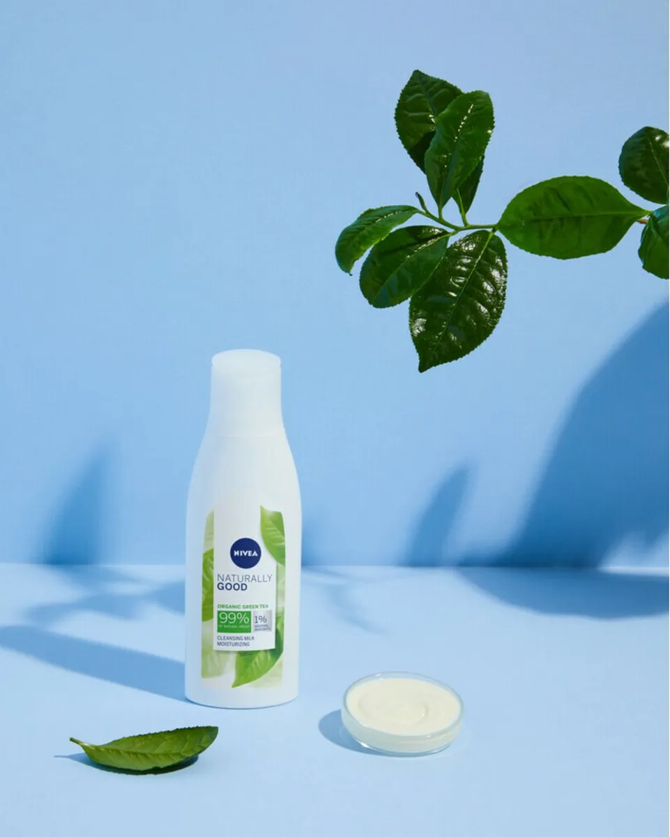 NIVEA Naturally Good Reinigingsmelk 200ml