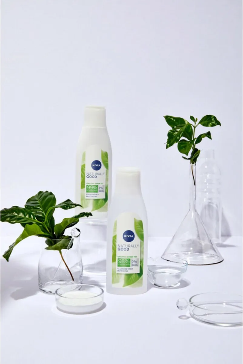 NIVEA Naturally Good Reinigingsmelk 200ml