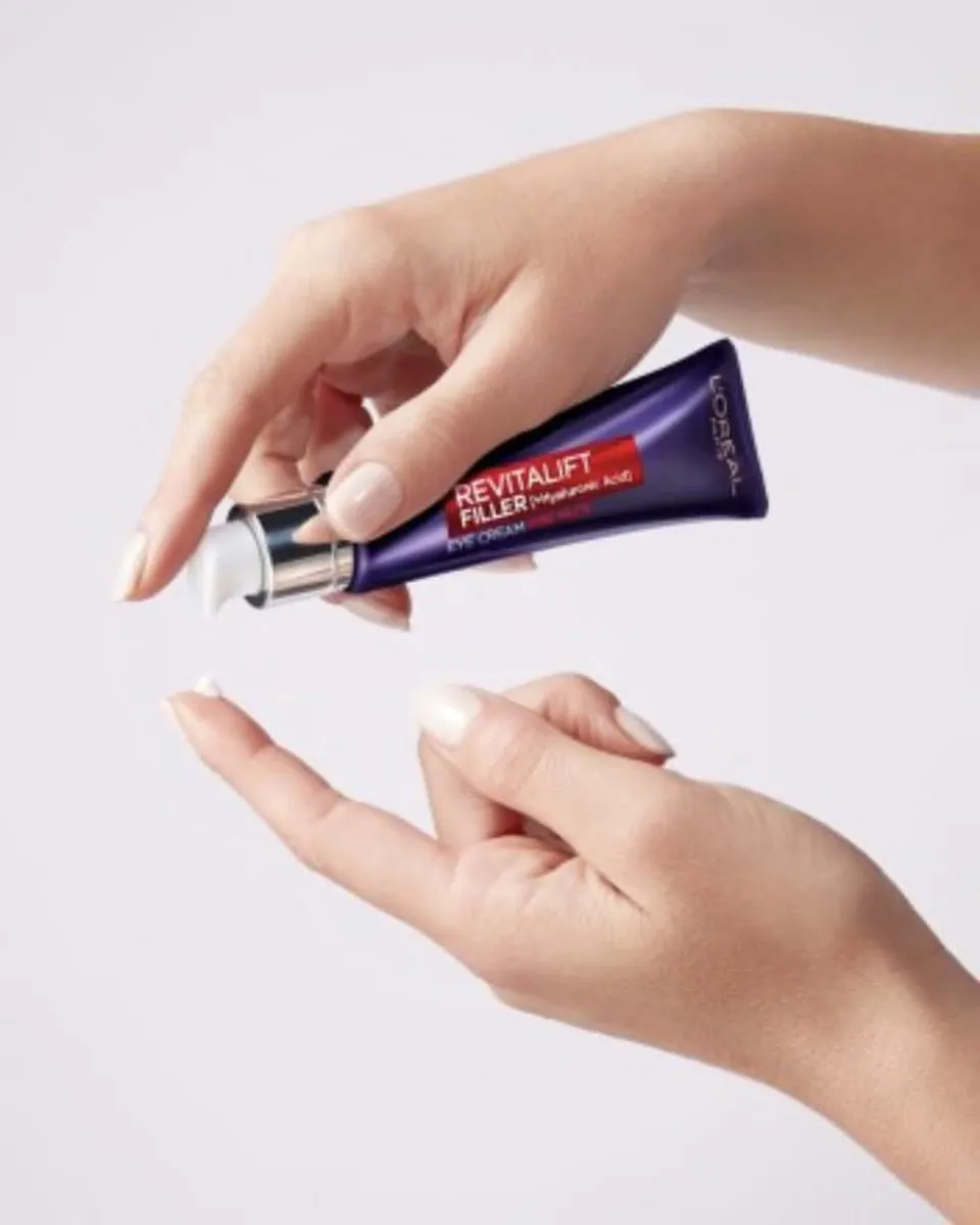 L'Oréal Paris Revitalift Hyaluronzuur Oogcrème 30ml - afbeelding 4 van 4
