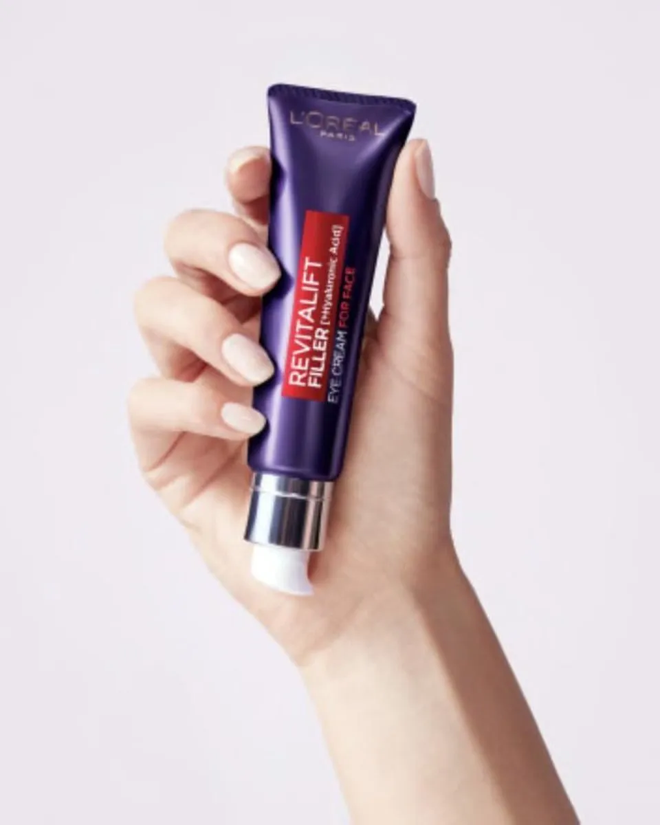 L'Oréal Paris Revitalift Hyaluronzuur Oogcrème 30ml - afbeelding 3 van 4