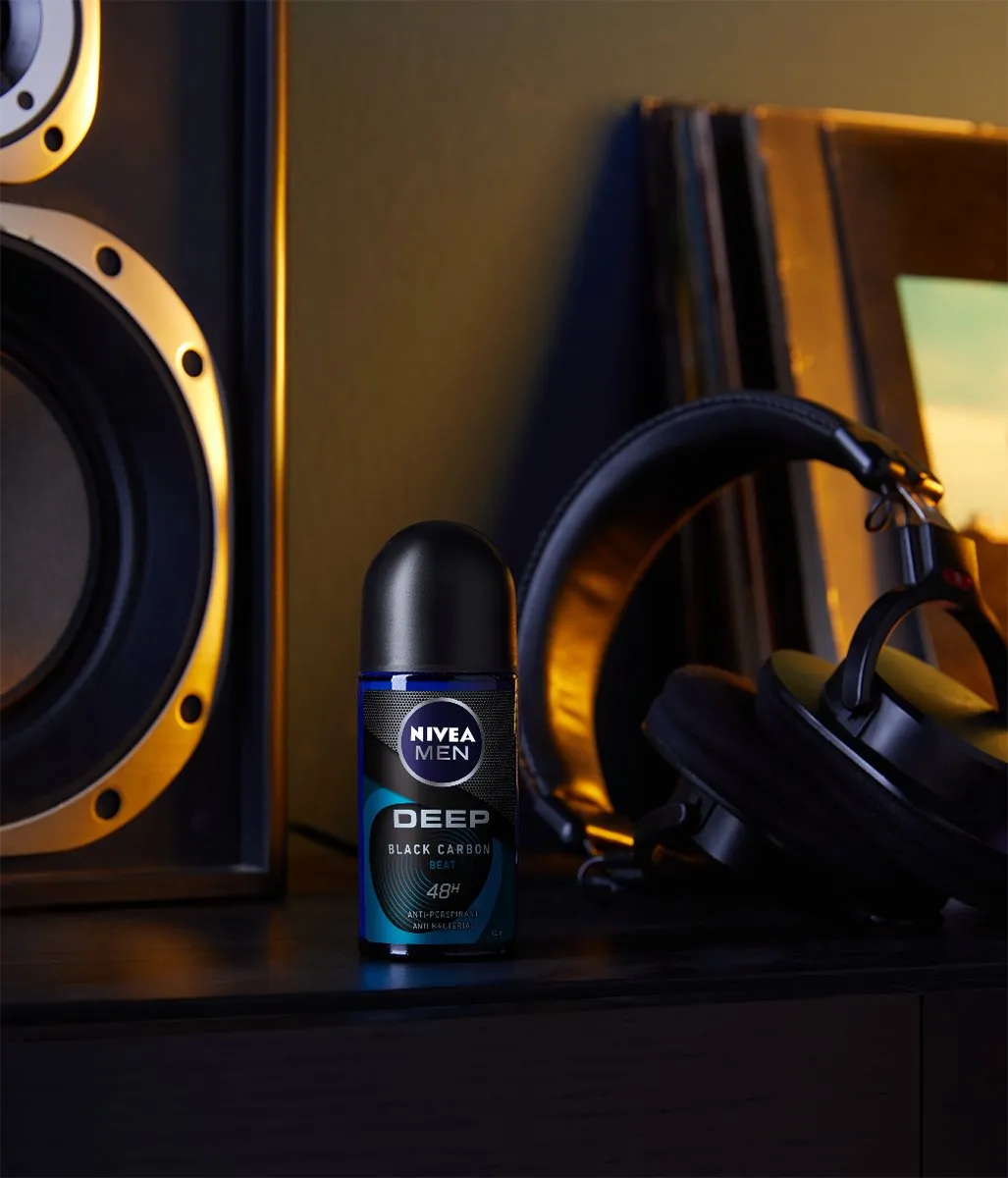 NIVEA MEN Deep Black Carbon Beat Anti-Transpirant Deo Roller - 300ml