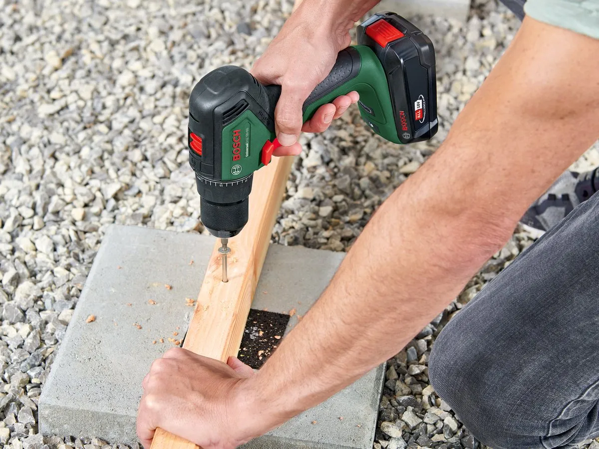 Bosch UniversalDrill 18V-60 Accuschroefboormachine - 2x 2,0 Ah