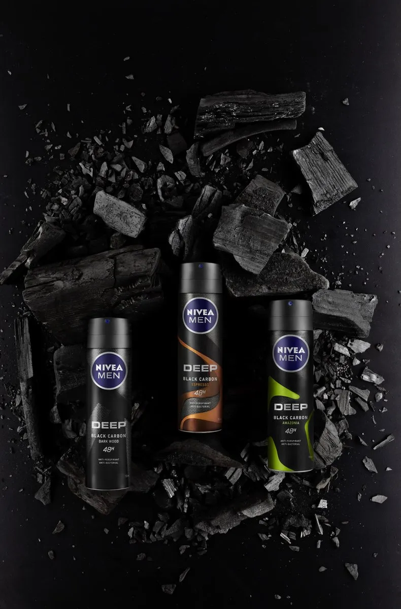 NIVEA Men Deep Black Carbon Amazonia Deo Spray 150ml