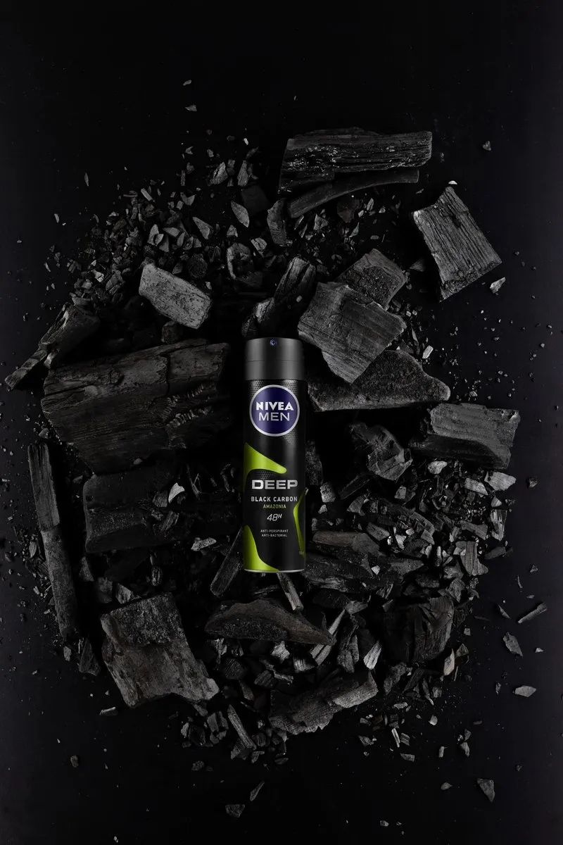 NIVEA Men Deep Black Carbon Amazonia Deo Spray 150ml