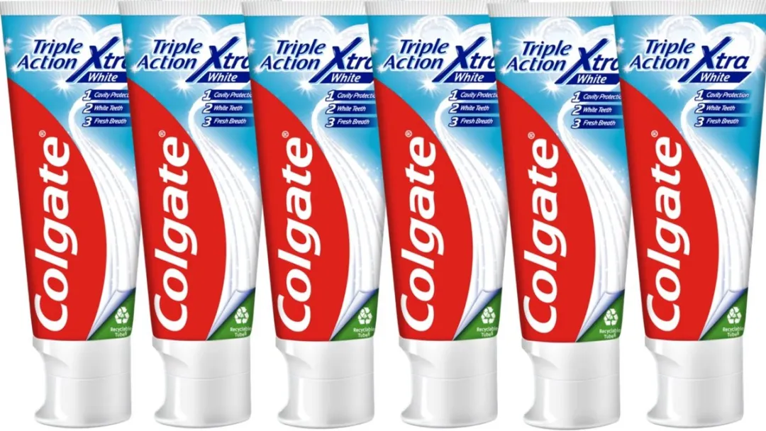 Colgate Triple Action Xtra White Tandpasta 75ml