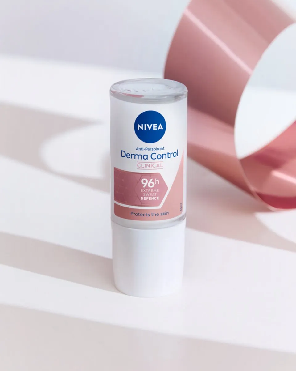 NIVEA Anti-Transpirant Roller Derma Dry Control 50ml - afbeelding 3 van 6