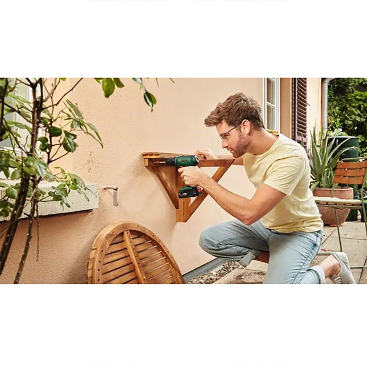 Bosch EasyDrill 18V-40 - Accuschroefboormachine - Met 18 V Li-Ion accu (2.0 Ah) en een lader