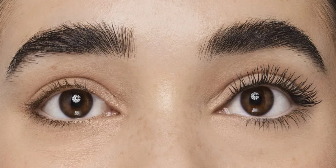 L'Oréal Paris Telescopic Lift Mascara & Infaillible Lipstick 312 Bundel - Zwart + roze