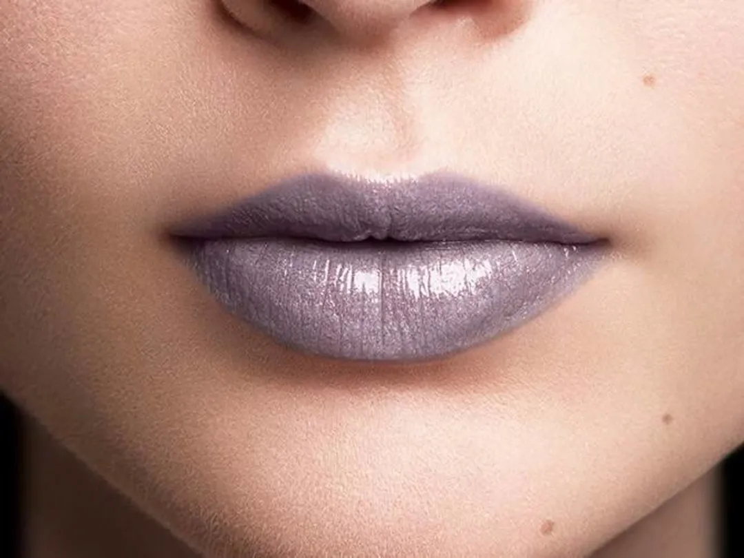 L'Oréal Paris Color Riche Shine Lipstick 906 Grijs