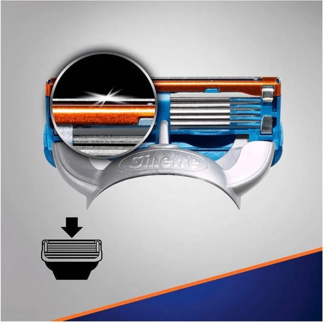 Gillette Fusion5 Navulmesjes 18 Stuks