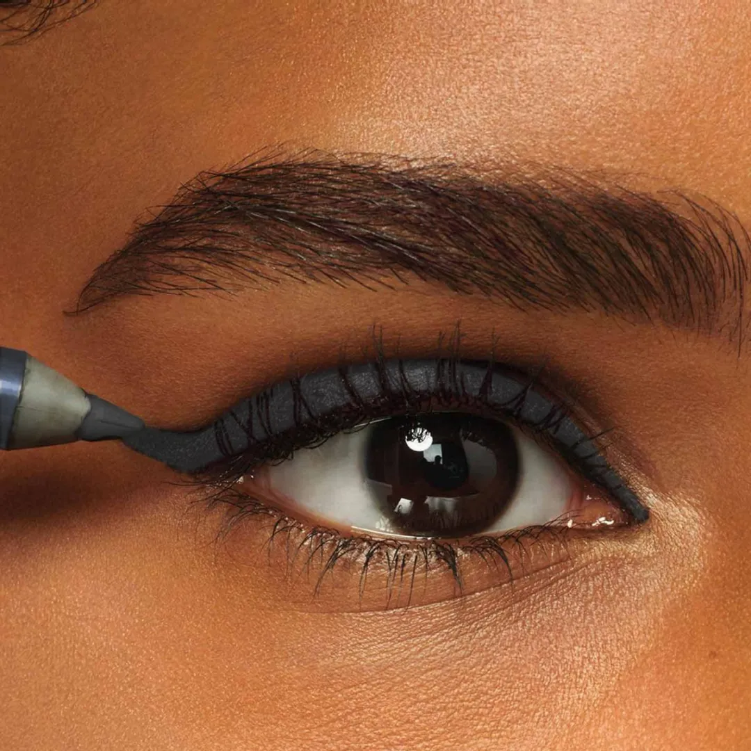 Maybelline Tattoo Liner 901 Intense Charcoal Oogpotlood - 1.9g
