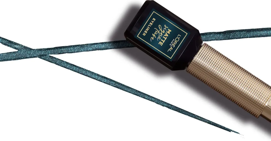L'Oréal Paris Matte Signature Eyeliner Superliner 04 Emeraude - 10.7ml