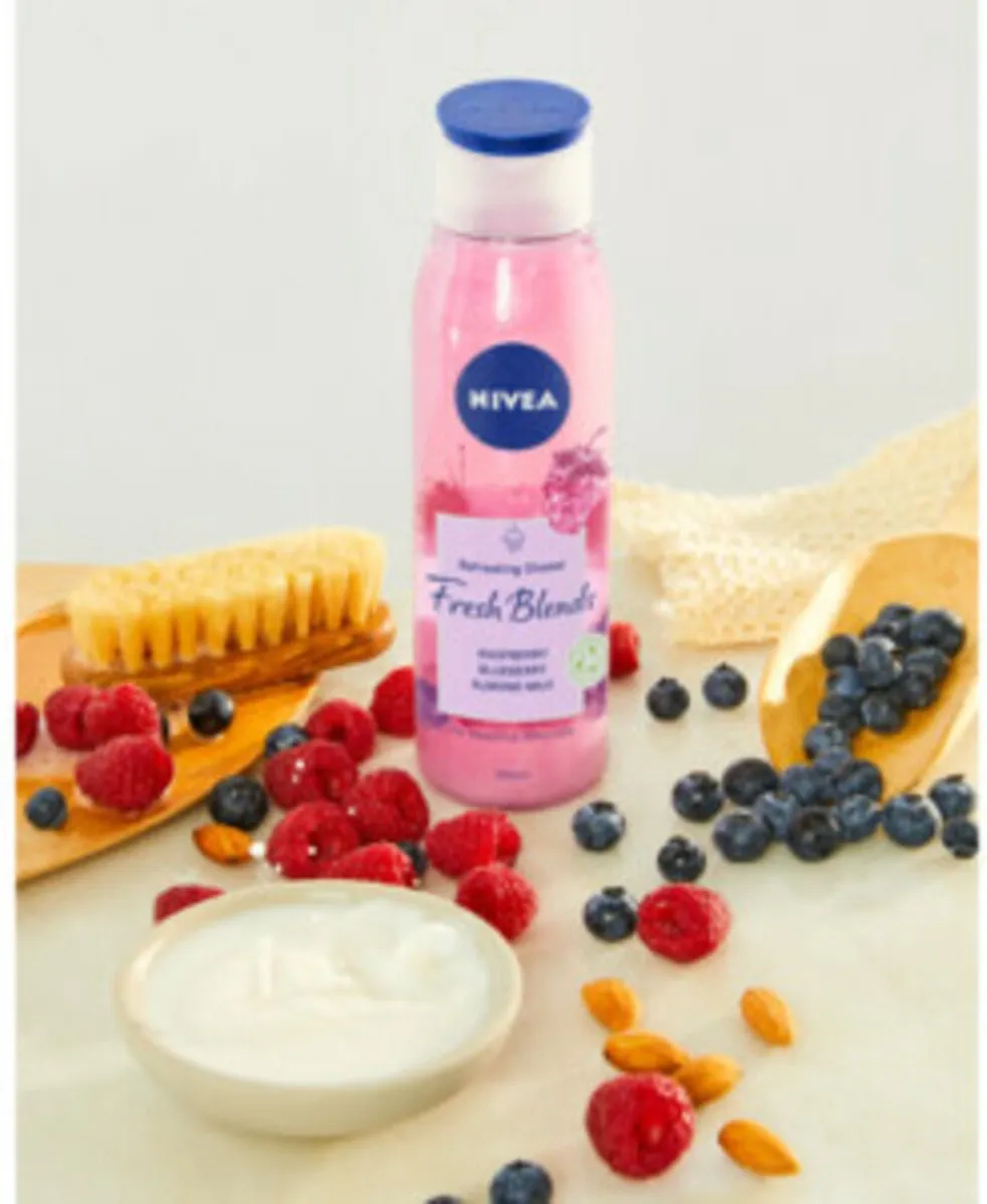 NIVEA Fresh Blends Douchegel Framboos - 6x300ml