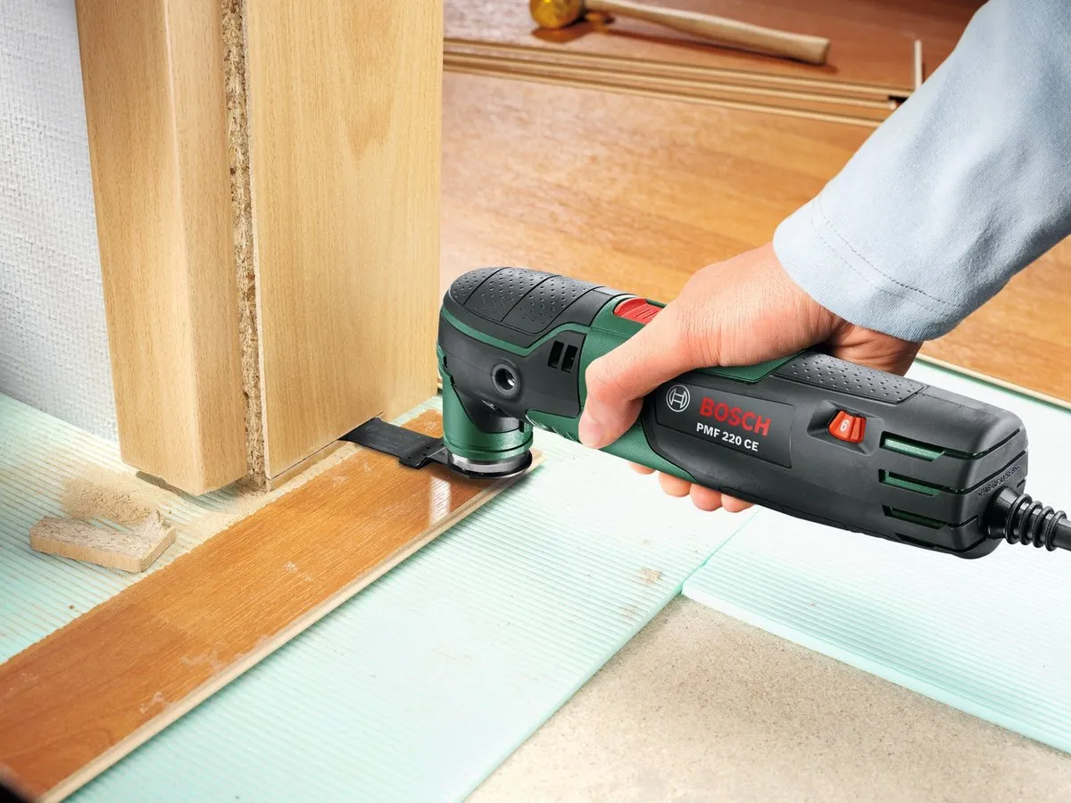Bosch PMF 220 CE Multitool - 220W - 7 Accessoires