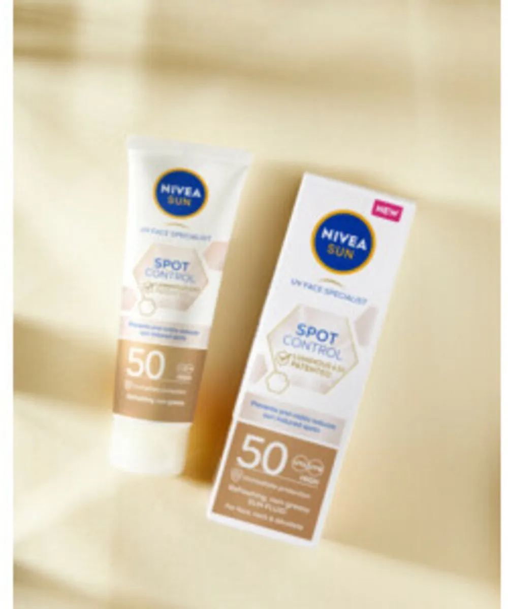 NIVEA Sun Luminous Gezicht Zonnecrème SPF 50 - 2x40ml