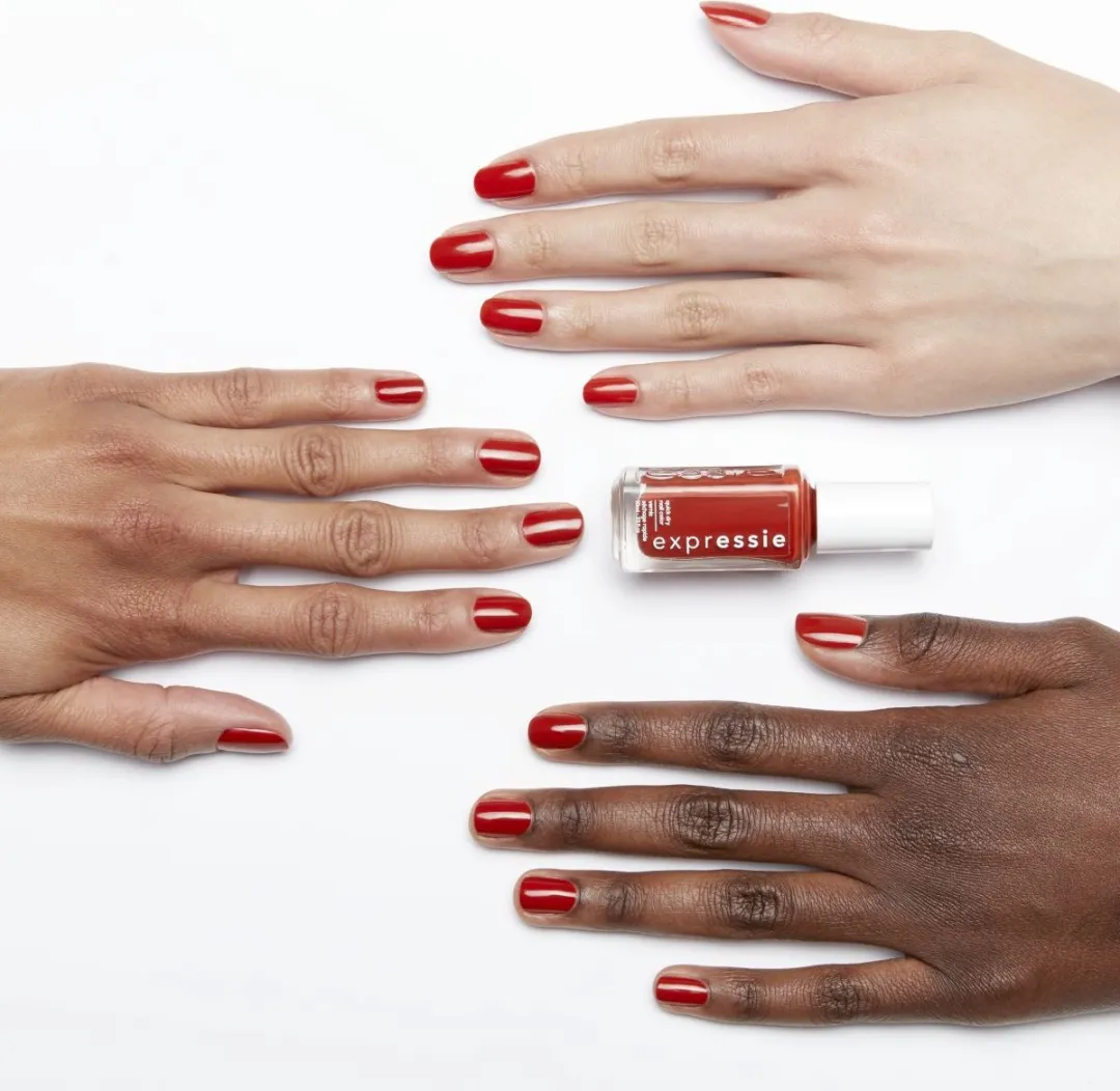 essie Expressie Nagellak 180 Bolt and Be Bold - 10ml - Rood