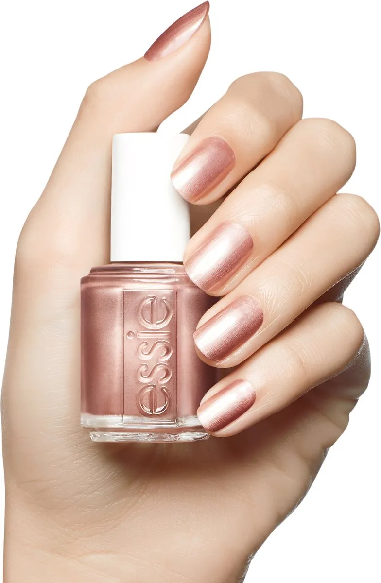 essie Original 82 Buy Me A Cameo Nagellak - 13,5 ml