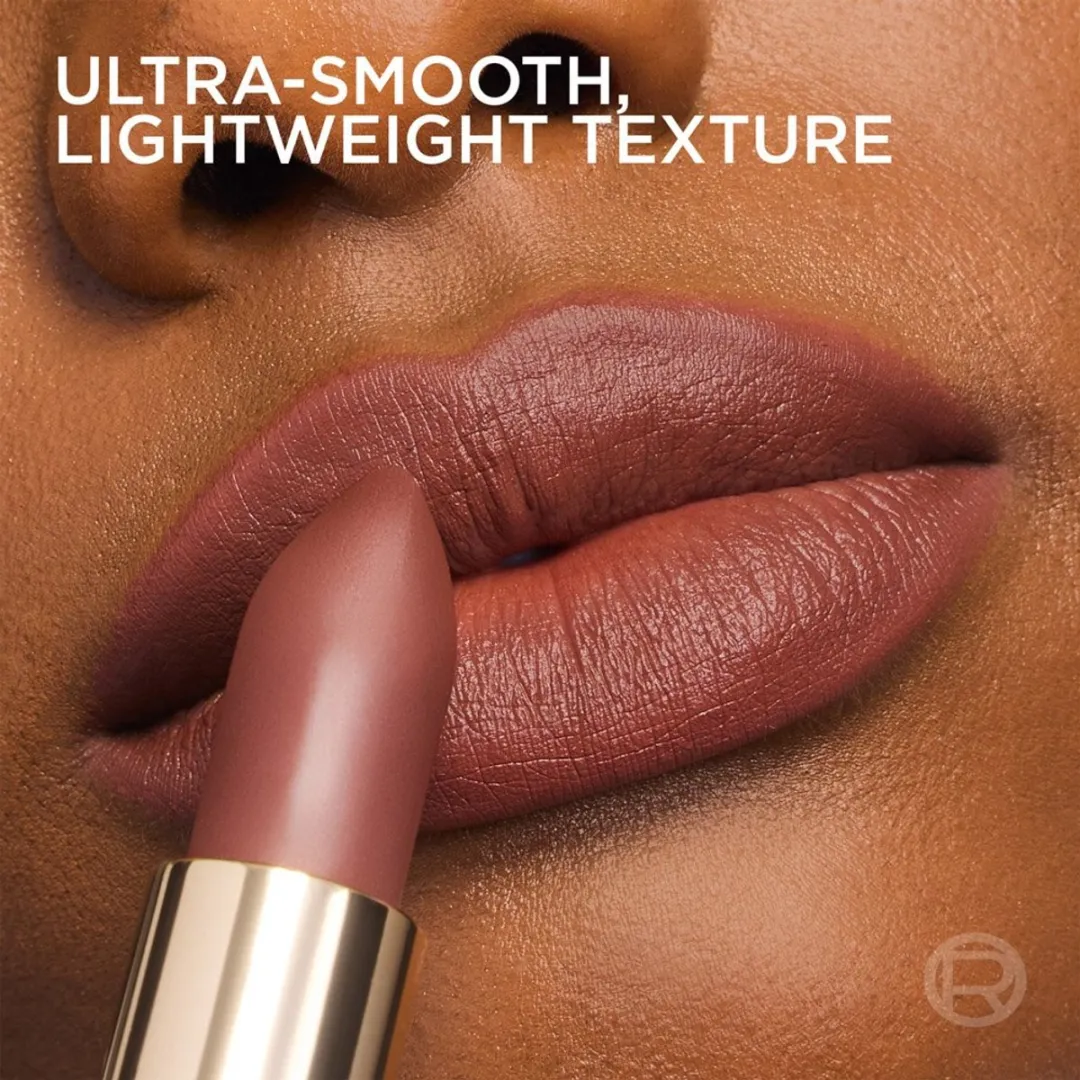 L'Oréal Paris Color Riche Blurred Matte 300 Rouge Paris Lipstick - 4.3g