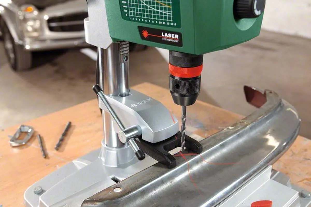 Bosch PBD 40 Kolomboormachine - 710 W