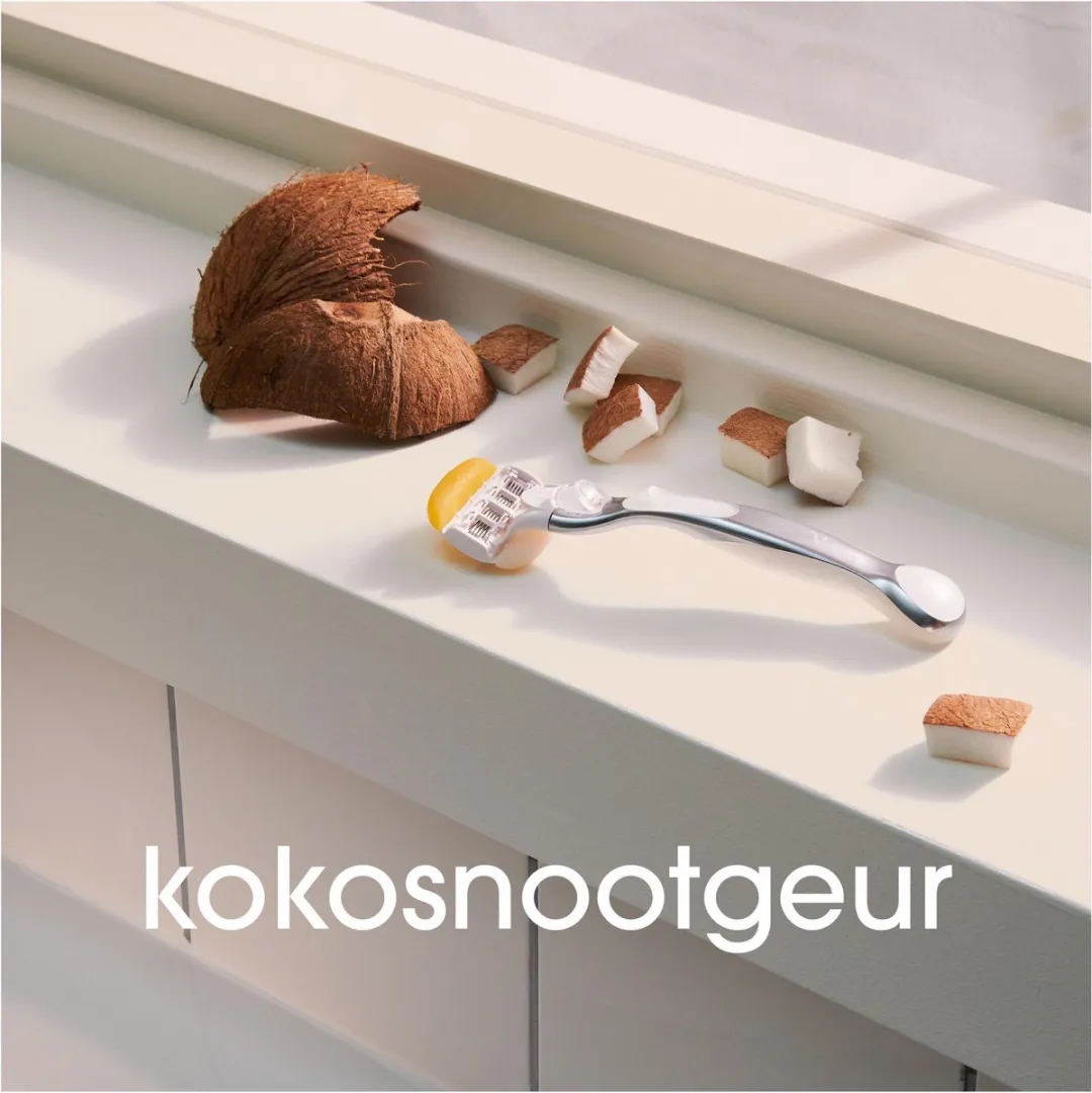 Gillette Venus Comfortglide Coconut Scheersysteem - 3 Bladen - Geel