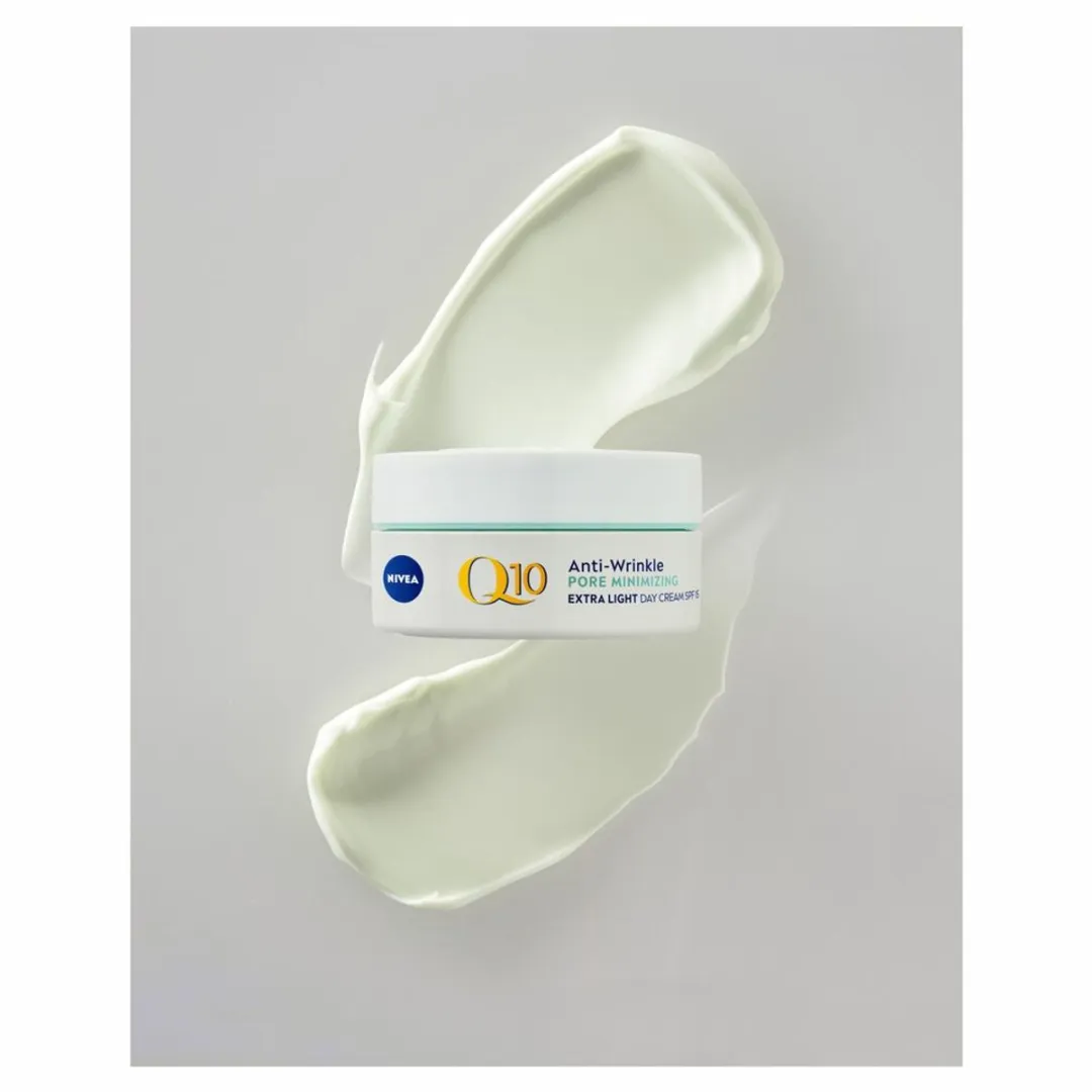 NIVEA Q10 Power Dagcrème SPF 15 - 50ml - 10 Stuks