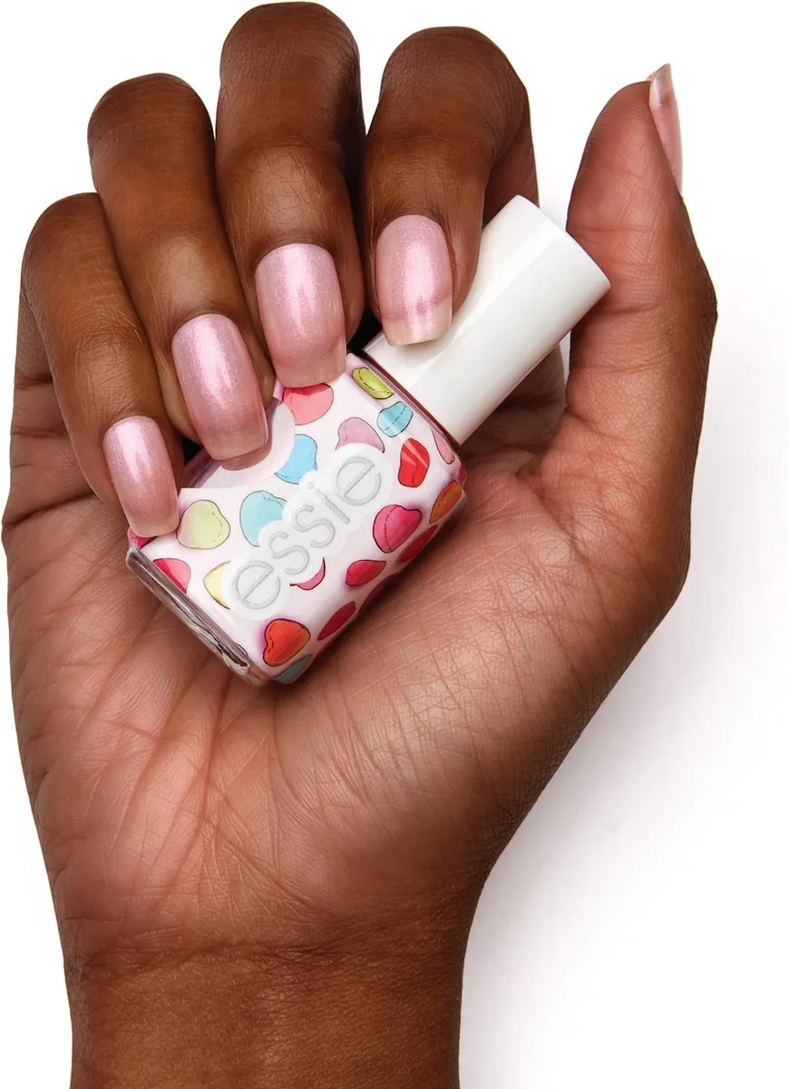 Essie 599 Crush and Blush Nagellak - Lichtroze - afbeelding 6 van 6