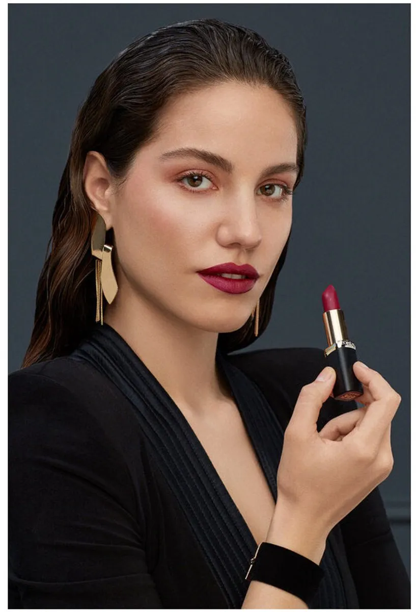 L'Oréal Paris Color Riche Matte Lippenstift 349 Paris Cherry - Rood