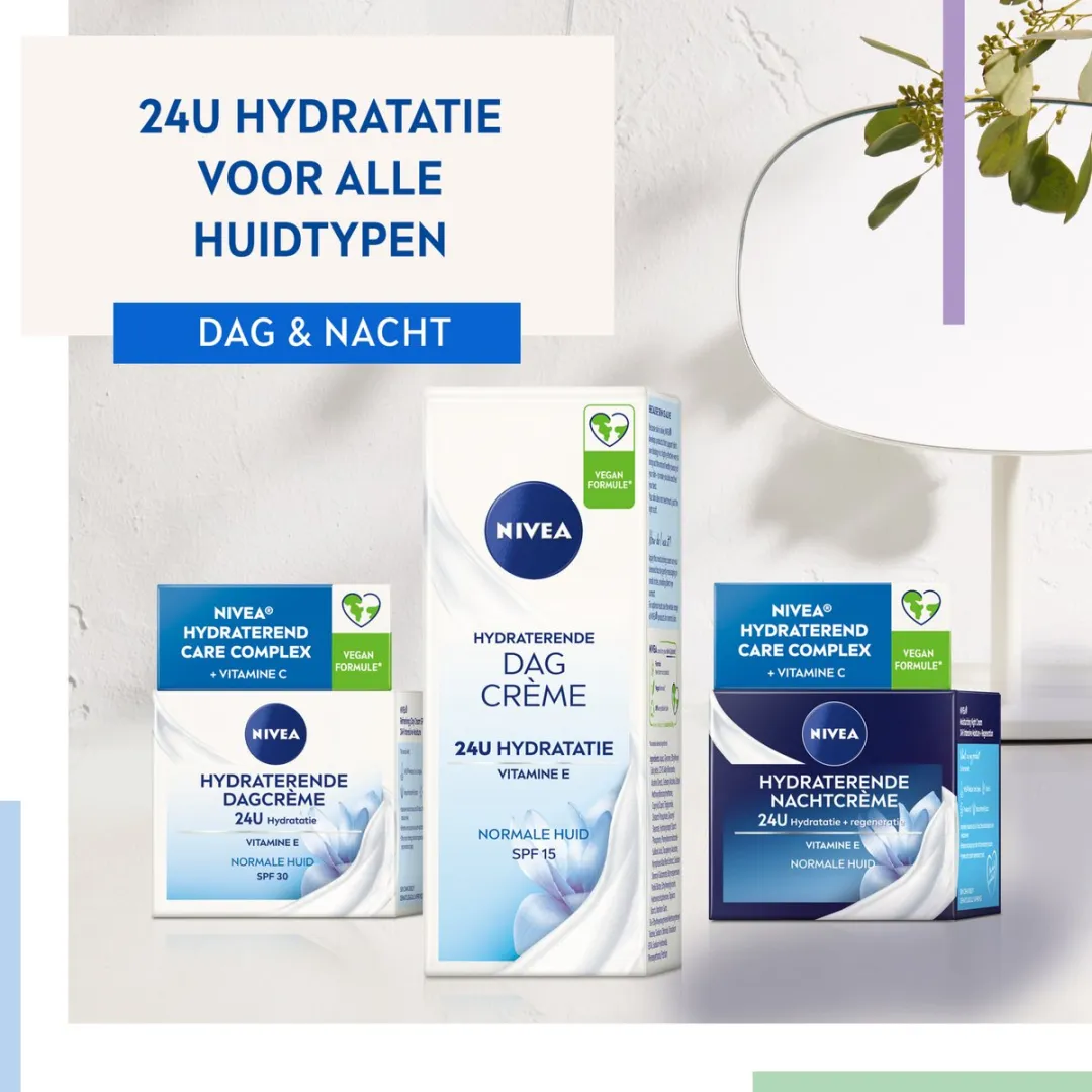 NIVEA Essentials Hydraterende Dagcrème SPF 15 - 3x50ml