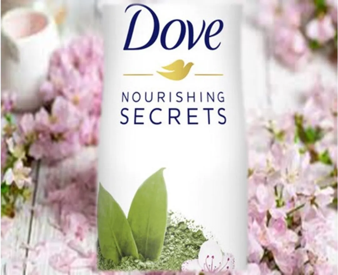 Dove Deo Spray Matcha & Sakura Awakening 150ml - 10 Stuks
