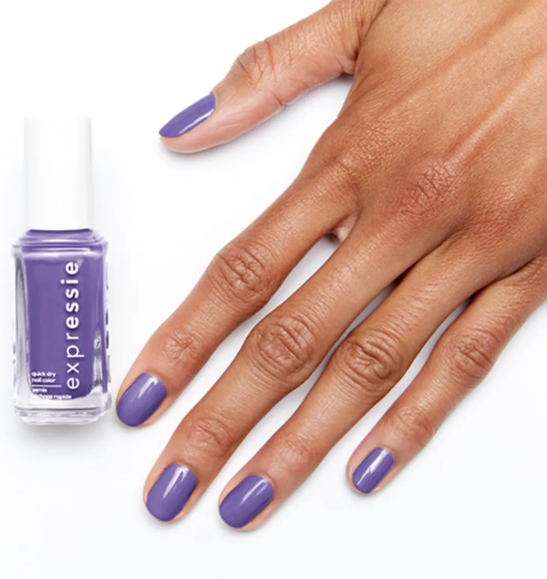 essie Expressie Quick-Dry Nagellak 560 Chored Queen - 10ml